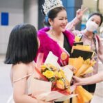 Hoa hậu Dương Lê Thị Thu Hương trò chuyện với người hâm mộ